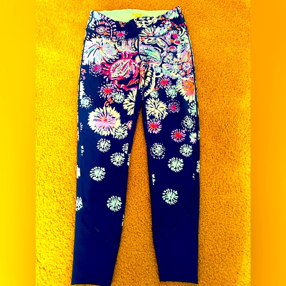 Lilly Pulitzer Luxletic leggings - Picture 3 of 9